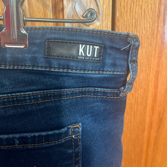 Kut from the Kloth Connie skinny jeans. Size 16 Dark wash. Frayed step h… - Picture 3 of 9